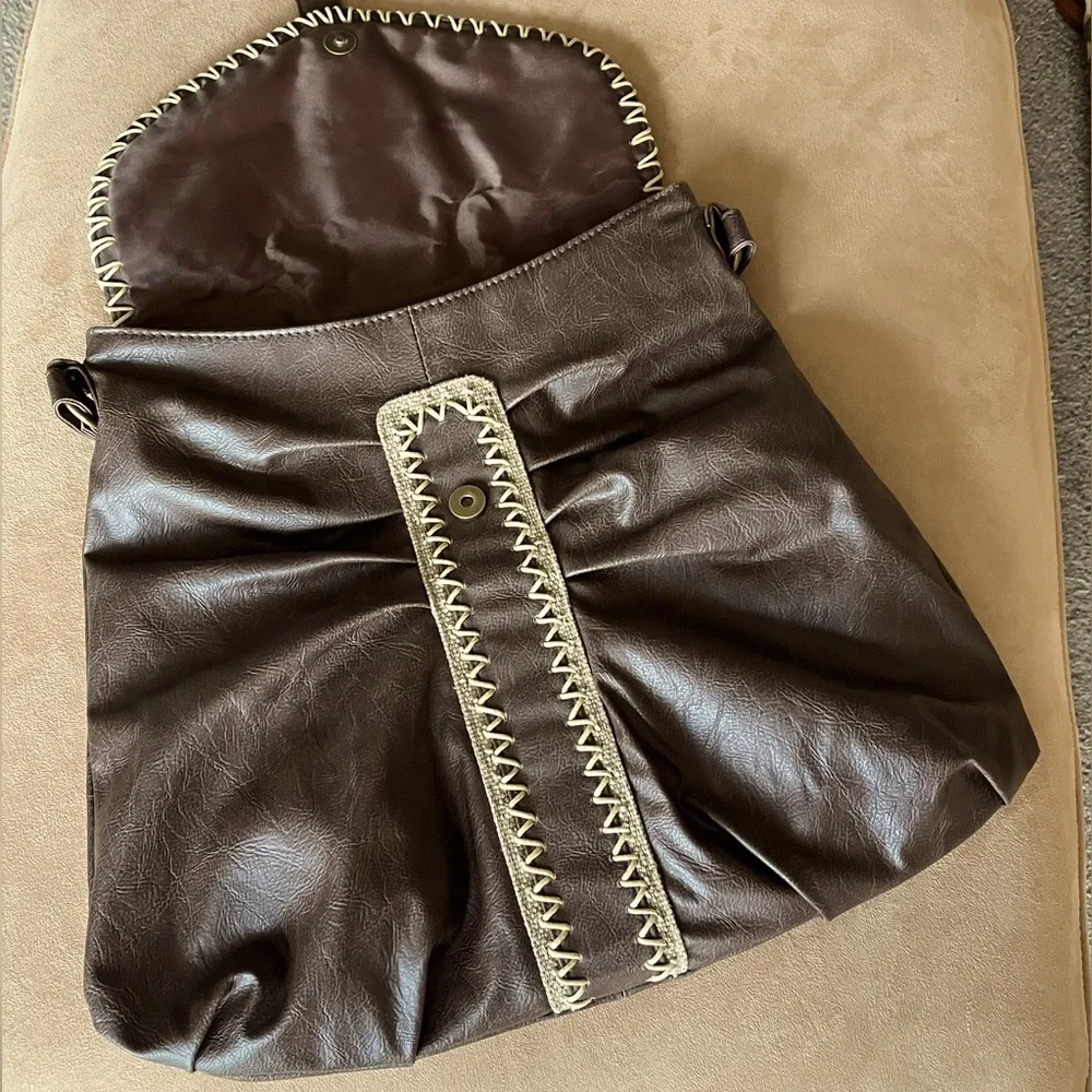 MOSSIMO Large Satchel Handbag - Picture 4 of 10